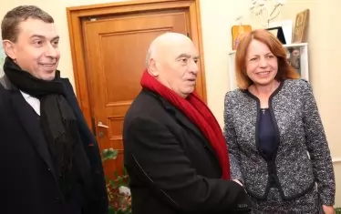  Массимилияно Фуксас (в средата) се срещна днес с кмета Йорданка Фандъкова и главния архитект Здравко Здравков.  