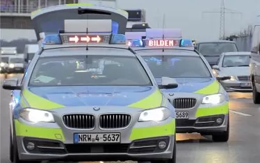 Германската полиция спря деветима, запътили се към Луковмарш