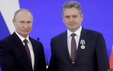 Президентът на Русия Владимир Путин и шефът на българските "Русофили" в Кремъл