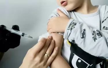 Липсваща ваксина за децата на 12 г. идва до две седмици