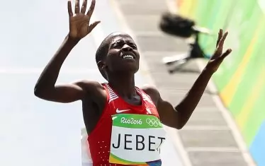 Олимпийска шампионка бе наказана за 4 г. заради допинг