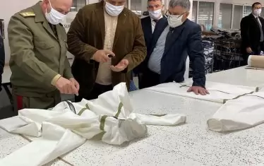 България поръчва 200 респиратора