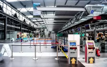 Светът е под почти пълна карантина заради COVID-19