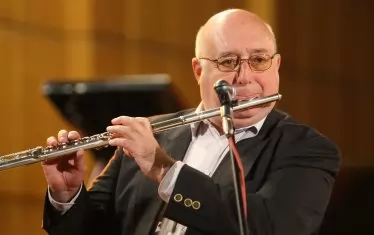 Спомина се знаменитият флейтист проф.Симеон Щерев - Банана 