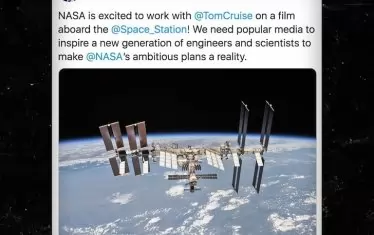 В историята на рекламите няма по-добра реклама на NASA от Том Круз на МКС. 