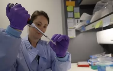 Колкото повече тестове за антитела срещу коронавируса се правят, толкова по-ясно става, че дори и най-засегнатите от заразата държави са доста далеч от изграждането на стаден имунитет.