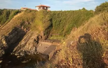 Това не е екопътека за обществено ползване, а частно съоръжение.

