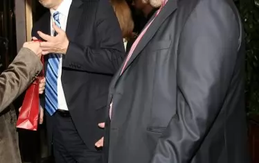 От отношенията тип "Баща-син" до врагове, хванали се за гушите