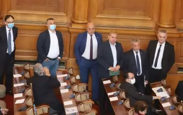 Патриотите не оказаха особена съпротива на ГЕРБ.