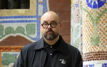 Почина испанският писател, продал повече книги от Сервантес