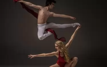 Танци-манци.