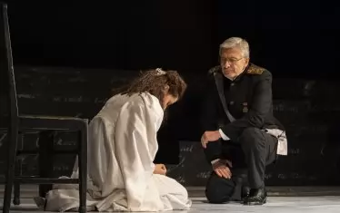 Ириней Константинов в "Анна Каренина", постановка на Театър "София".