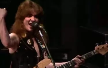 Почина басистът на глам-рок звездите „Суийт“