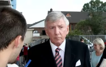 Световният шампион с Англия от 1966 г. Мартин Питърс почина през декември 2019 г., след като три години по-рано беше диагностициран с болестта на Алцхаймер.