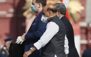 Чужди дипломати и гости също бяха взели мерки за личната си безопасност.