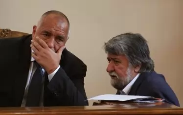 Борисов има самочувствието на султан, а Рашидов се изживява като бейлербей на еялет Култура, отговорен единствено пред султана. 