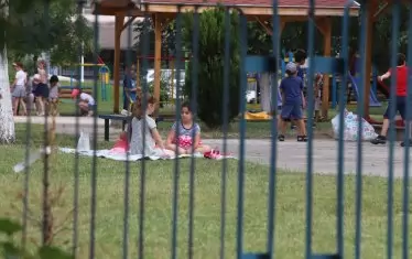 Само децата на 3 и 4 г. ще бъдат освобождавани от градина заради Ковид