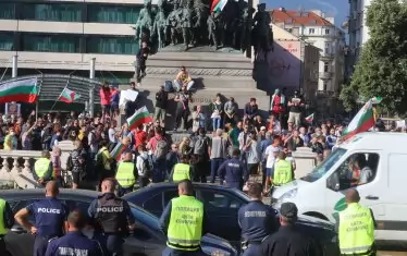 Каквато и да е колаборацията с ГЕРБ, означава капитулация на енергията за промяна, бликнала в обществото през последните 3 години.