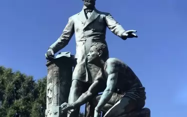 Мемориалът на Освобождението в Бостън.