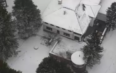 Прокуратурата готви багери за част от вилата на Божков