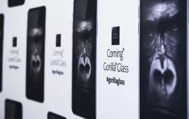 Новите екрани на "Corning" ще бъдат още по-тънки