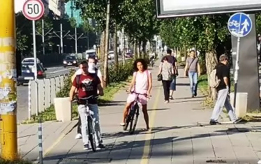 Колелото би могло да стане средство за „масов градски транспорт“ само ако се предприемат радикални мерки за улесняване достъпа на велосипедистите до обществения транспорт