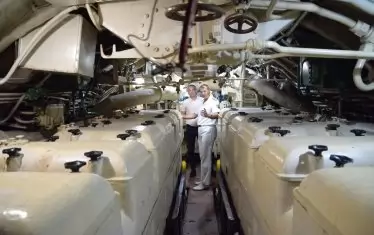 "Слава" отвътре.