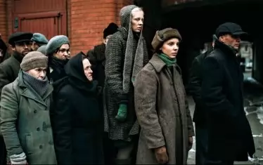  Кадър от „Върлината“. 