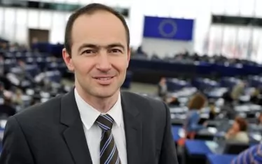Евродепутатът Ковачев се оплака на ЕС от РС Македония