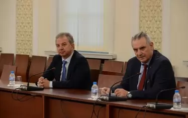  .... и по време на разговорите с Борис Ячев и Валентин Касабов от НФСБ.