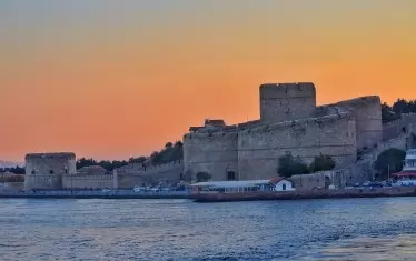  Залез над крепостта Килитбахир срещу Чанаккале.