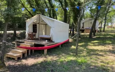 Палатките - природа и лукс.