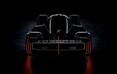  Автомобилът на Peugeot и Total за "24 часа на Льо Ман"