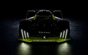  Автомобилът на Peugeot и Total за "24 часа на Льо Ман"