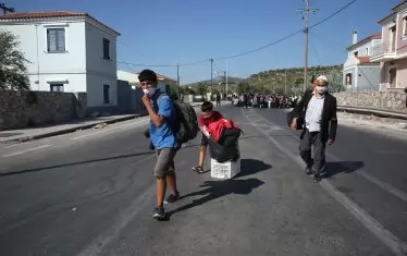 България ще приеме 20 деца от изгорелия бежански лагер в Гърция