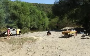 Това лято някой запали джип за удоволствие в парк Странджа. 
снимка: Владимир Димитров, "Зелена Странджа"