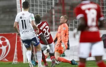 Попадението на Соу срещу отбора от Фарьорските о-ви.