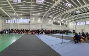 Събранието в село Труд с участието на министър Ангелов и областния  управител Каназирева разбираемо премина при много голям интерес от хората.