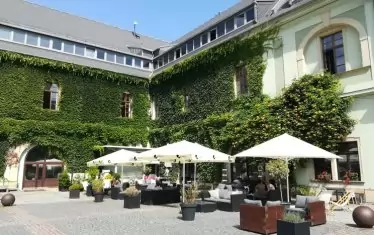 Ако сте омагьосани от Прага, но не ви се нрави навалицата от туристи,  Оломоуц е идеалната дестинация. 