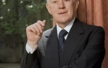  Алек Гинес (Оби-Уан Кеноби в оригиналната трилогия)