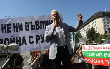 Волен Сидеров е само един от политиците, които периодично искат България да илезе от НАТО.