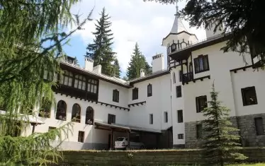 Решението на съда за имението "Царска Бистрица" обърна практиката, че имотите са държавни. Този имот стана първият, присъден обратно на Сакскобургготски.