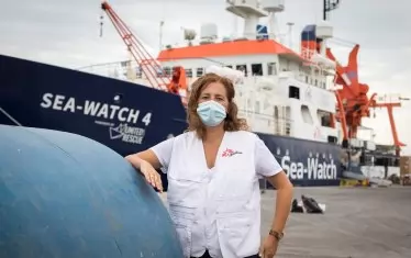  Sea-Watch 4 и неговите "Лекари без граници"