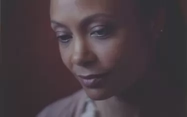  Танди Нютън (Вал в „Соло“)