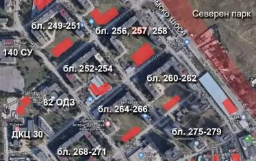  В червено са отбелязани свободните площи в "Обеля"2, в които  според подробния устройствен план на квартала са допуска застрояване. Вижда се и петното до блокове 260-262. Отвъд "Ломско шосе" отново в червено е маркирана територия от Северния парк, в която също се допускат строежи. 