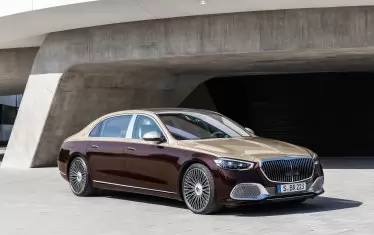  Mercedes-Maybach S-Class