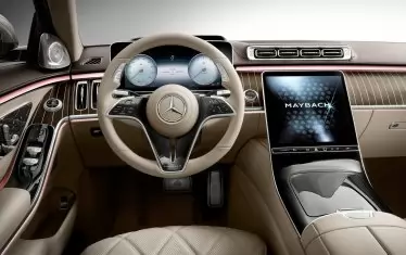  Mercedes-Maybach S-Class - изглед от шофьорското място