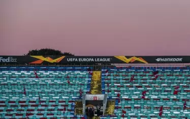 Организаторите на срещата на ст. "Васил Левски" между "ЦСКА-София" и "Клуж" бяха маркирали ясно кои седалки може да се ползват от зрителите и кои - не.