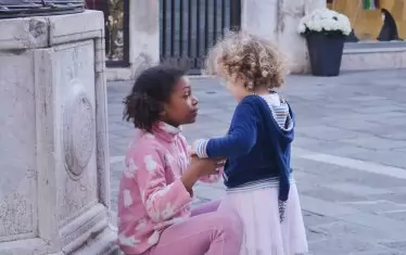  Венеция е доста пъстър град. 