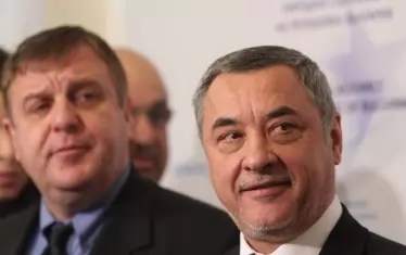 Коалиционните партньори на ГЕРБ засенчиха БС0П с агресивните си предложения за раздуване на бюджетните разходи.